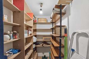 Hochwertige 4-Zimmer-Terrassenwohnung auf zwei Ebenen, Tiefgarage und Dachpool in Göggingen – Die vollständige Adresse der Immobilie erhältst du vom Anbieter., 86199 Göggingen-Nordost, Augsburg – Vorschaubild 35
