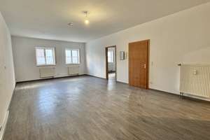Schöne, neu renovierte 3-Zimmer-Wohnung in Ingolstadt