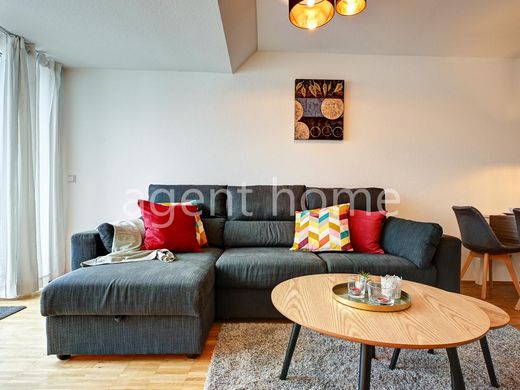 MÖBLIERT - NICE LIVING - Maisonette-Wohnung mit Balkon