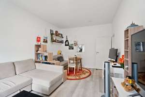„Attraktive 2,5-Zimmer-Wohnung mit Balkon in zentraler Lage von Essen – Die vollständige Adresse der Immobilie erhältst du vom Anbieter., 45145 Frohnhausen, Essen – Vorschaubild 11