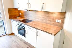 Lichtdurchflutete 4-Zi. Traumwohnung mit Einbauküche, 2 Bädern & großem Balkon,Tiefgarage und Keller – Lehrberger Str. 56, 90431 Gaismannshof, Nürnberg – Vorschaubild 6