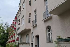 Stilvolle 6-Zi.-Altbauwohnung mit Aufzug+Weitblick in Berlin-Wilmersdorf,bezugsfrei von privat – Die vollständige Adresse der Immobilie erhältst du vom Anbieter., 10717 Wilmersdorf, Berlin – Vorschaubild 2