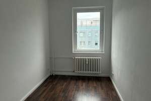 Gepflegte Vierzimmerwohnung im 3. OG ( ohne Aufzug ) in der Paul-Hertz-Siedlung, frei ab sofort – Teichgräberzeile 5, 13627 Charlottenburg-Nord, Berlin – Vorschaubild 4