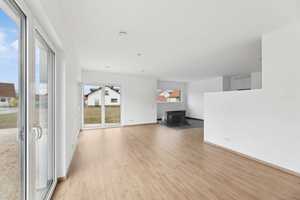 **Traumhaus mit begehbaren Kleiderschrank, offener Küche und viiiiel Platz** (Sofort einzugsbereit) – Roth (Kreis) – Vorschaubild 3