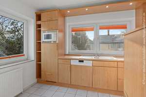 Bremen - Hemelingen | Gepflegtes Einfamilienhaus mit viel Platz, guter Ausstattung, drei Garagen und – Bremen – Vorschaubild 10