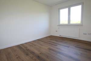 Attraktiver Bungalow mit Garage, Terrasse und Kamin in stadtnaher, begehrter Wohnlage in Oldenburg – Die vollständige Adresse der Immobilie erhältst du vom Anbieter., 26127 Nadorst, Oldenburg (Oldenburg) – Vorschaubild 9