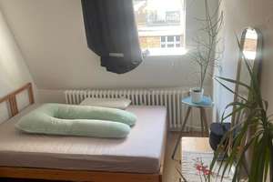 helle, ruhige 3-Zimmer-Dachgeschosswohnung in der Südstadt – Maria-Hilf-Str. 19, 50677 Neustadt/Süd, Köln – Vorschaubild 3