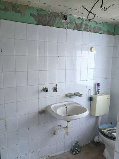 Sanierungsbedürftiges Wohnhaus im grünen Zeesen - Bild 23