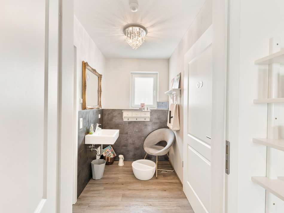 Gewerbe Toilette