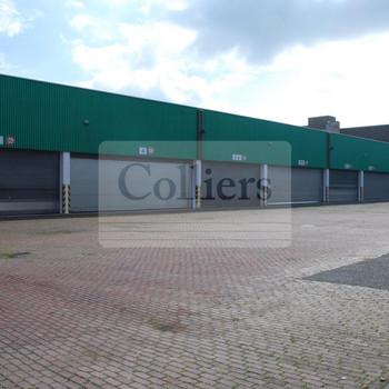 Logistikhalle in Köln-Ossendorf | Rampe | 4,00 - 7,00 m UKB | Sprinklerung 