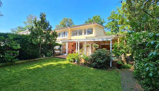 Bild von Gepflegtes Endreihenhaus in Rissen