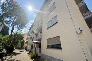 „Clever investieren“ 
Vermietete Eigentumswohnung
mit TG-Stellplatz + 2 Loggien
in Wiesbaden-Bieb – Die vollständige Adresse der Immobilie erhältst du vom Anbieter., 65203 Biebrich, Wiesbaden – Vorschaubild 2