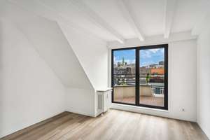 Citylife trifft Wohngefühl – Moderne Maisonette mit Dachterrasse am Spee’schen Graben – Die vollständige Adresse der Immobilie erhältst du vom Anbieter., 40213 Carlstadt, Düsseldorf – Vorschaubild 2
