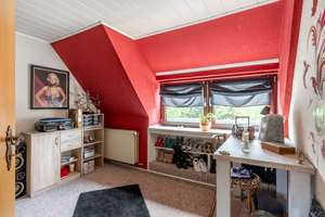 Einfamilienhaus mit zwei zusätzlichen Appartements und Außenpool in Oldenburg, Objekt-Nr.: 7701 – Die vollständige Adresse der Immobilie erhältst du vom Anbieter., 26127 Alexandersfeld, Oldenburg (Oldenburg) – Vorschaubild 18