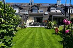 Charmantes Reihenhaus mit traumhaftem Garten in ruhiger Wohnlage in Allach
 – Die vollständige Adresse der Immobilie erhältst du vom Anbieter., 80999 Untermenzing, München – Vorschaubild 1