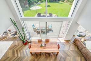 Stilvoll und großzügig. Exklusives Familiendomizil in ruhiger Lage. – Die vollständige Adresse der Immobilie erhältst du vom Anbieter., 81827 Waldtrudering, München – Vorschaubild 4