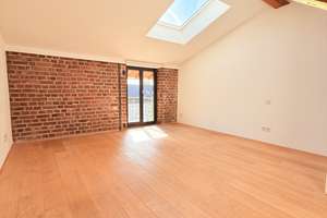 MAISONETTE I EINBAUKÜCHE I ANKLEIDE I DENKMAL I BELEUCHTUNG I 2 SCHLAFZIMMER MIT ENSUITE BADEZIMMER – Brühler Landstr. 547, 50997 Meschenich, Köln – Vorschaubild 13