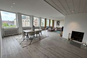 Großzügige Penthouse Wohnung/ Büro über den Dächern der Innenstadt 