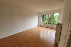 helle 2-Zimmer Wohnung mit Blick ins Grüne
