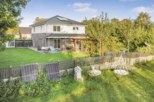 Hier werden Wohnträume wahr: Charmant und exklusiv - Villa mit modernstem Komfort. Absolutes JUWEL. – Die vollständige Adresse der Immobilie erhältst du vom Anbieter., 24803 Erfde – Vorschaubild 12
