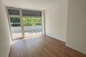 [LIS-10490] WG geeignete 3 Zimmer-Studentenwohnung inkl. Küche neben dem Rhein-Center! – Ostlandstr. 38a, 50858 Weiden, Köln – Vorschaubild 8