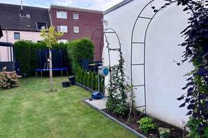 Umfangreich saniertes Einfamilienhaus mit großem Grundstück in Duisburg-Homberg – Die vollständige Adresse der Immobilie erhältst du vom Anbieter., 47198 Hochheide, Duisburg – Vorschaubild 20