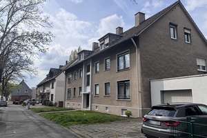 Helle 3-Zimmer Dachgeschosswohnung mit Garage in Bochum-Hiltrop