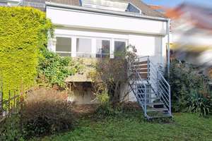 1781 - Top-Reihenhaus in 1 A-Lage, sonniger Garten, Garage - Basis zu einem Traumdomizil! – Die vollständige Adresse der Immobilie erhältst du vom Anbieter., 71154 Nufringen – Vorschaubild 2