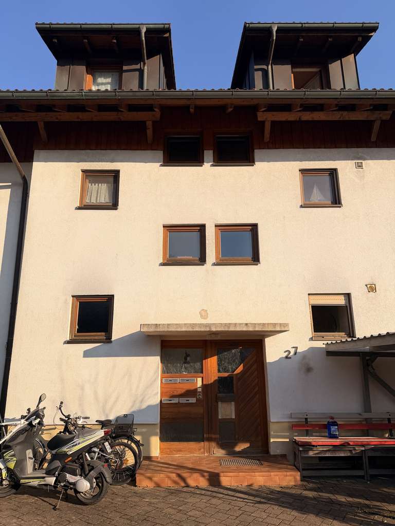 Immobilie in Hasel - STARKES INVESTMENT NÄHE SCHWEIZ! Modernes MFH BJ 2005 mit 3 vermieteten WHG und 1 frei werdende WHG - Bild 3