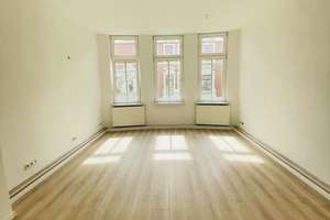 Familienfreundliche 5-Zimmer-Wohnung mit Einbauküche und Balkon – 39124 Neue Neustadt, Magdeburg – Vorschaubild 4