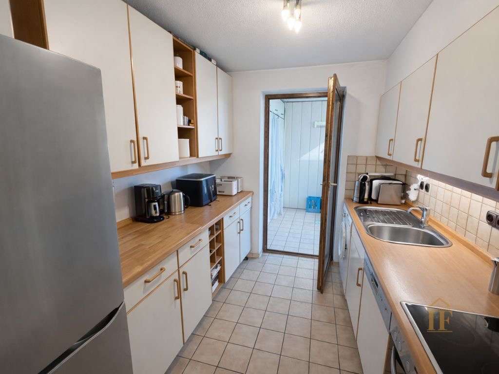 Immobilie in Gröbenzell - Charmante 2,5-Zimmer-Wohnung in traumhafter Lage Gröbenzells - Bild 2