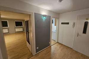 Gepflegte 3-Zimmer Wohnung im 3. OG in Darmstadt-Mitte – Heinrichstrasse 23, 64283 Mitte, Darmstadt – Vorschaubild 1