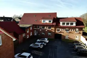Attraktives Anlageobjekt mit großem Grundstück, Entwicklungspotenzial und rentablen Mieteinnahmen – Mülheim an der Ruhr – Vorschaubild 3