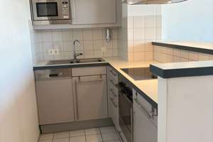 Exklusives City-Loft mit Ausblick ! 1,5 Zimmer, möbliert, neuwertig – 80335 Augustenstraße, München – Vorschaubild 4