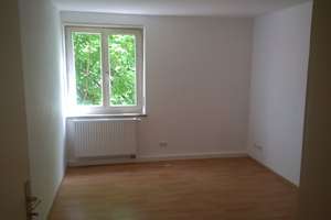 2 (nahezu gleich große) Zimmer+Wohnküche+Bad :  Ideal auch für WG/Student*innen – Klinkerberg 35, 86152 Stadtjägerviertel, Augsburg – Vorschaubild 6