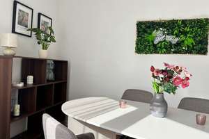 Helle möblierte 2-Zimmer Wohnung, barrierefrei mit neu saniertem Bad  – Lindenstraße 240, 40235 Flingern Nord, Düsseldorf – Vorschaubild 3