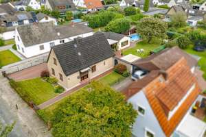 Einfamilienhaus mit idyllischem Garten und Poolanlage in ruhigem Wohngebiet – Die vollständige Adresse der Immobilie erhältst du vom Anbieter., 28307 Osterholz (Ortsteil), Bremen – Vorschaubild 2