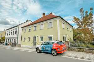 Platz für Ihre Ideen: Haus mit Nebengebäuden, Garage & großem Garten in Vilshofen-Pleinting! – Passau (Kreis) – Vorschaubild 3