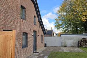 Einfamilienhaus mit süßem Garten und Terrasse in Südausrichtung, vollständig saniert, Erstbezug – Landwehrstraße 22, 41747 Viersen – Vorschaubild 3