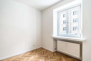JETZT *Paul & Partner* ERSTBEZUG NACH SANIERUNG, TIEFGARAGENSTELLPLATZ & MÜNCHENS TOPLAGE! 162 – Die vollständige Adresse der Immobilie erhältst du vom Anbieter., 81677 Steinhausen, München – Vorschaubild 10