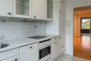 Stilvolle Wohnung mit optimalem Lichteinfall und Blick ins Grüne – Die vollständige Adresse der Immobilie erhältst du vom Anbieter., 40239 Düsseltal, Düsseldorf – Vorschaubild 8