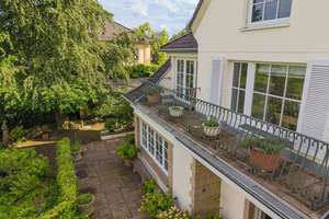 Zeitlose Eleganz auf einem Parkgrundstück – Repräsentative Villa in exklusiver Bonner Rheinlage – Die vollständige Adresse der Immobilie erhältst du vom Anbieter., 53179 Rüngsdorf, Bonn – Vorschaubild 30