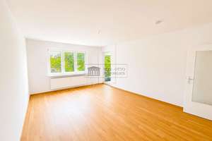 Großzügige 3-Zimmer-Wohnung mit Sonnenbalkon im grünen Drake Park