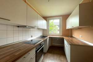 Beliebte Eigentumswohnung mit Loggia in Kiel-Projensdorf! – Charles-Roß-Ring 66, 24106 Wik, Kiel – Vorschaubild 4