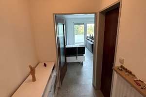 Nur für eine Person  Helle 1,5-Zimmer-Wohnung in München – verfügbar ab 15.05. – Albert-Roßhaupter-Straße 14, 81369 Untersendling, München – Vorschaubild 9