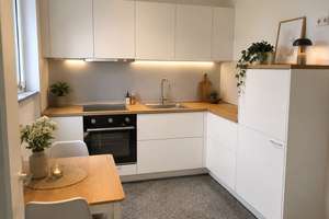 Frisch sanierte 2-Raumwohnung mit großer Terrasse und Möglichkeit auf EBK wartet auf Sie! – Pennricher Str. 42, 1157 Cotta (Stadtteil), Dresden – Vorschaubild 2