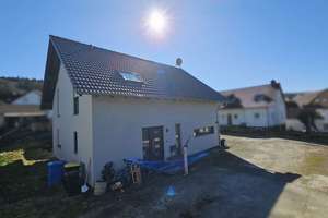 Modernes und energieeffizientes Einfamilienhaus mit großzügigem Grundstück in ruhiger Wohnlage – Die vollständige Adresse der Immobilie erhältst du vom Anbieter., 73547 Lorch – Vorschaubild 7