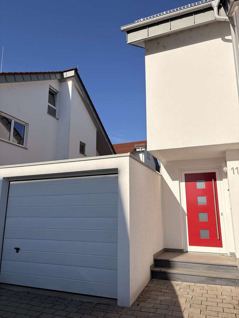 Immobilie in Oedheim - Familienglück in Oedheim – Moderne Doppelhaushälfte mit Garten - Bild 1