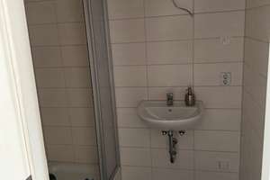 4-Raum Wohnung mit Balkon & Dusche, EBK möglich – Bernsdorfer Str. 164, 9126 Bernsdorf, Chemnitz – Vorschaubild 7