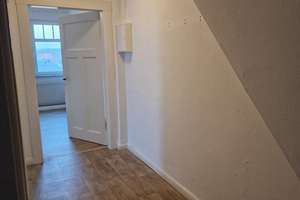 66 qm Licht und Raum im Dach mit Balkon – Sauerlandstraße 7, 33647 Brackwede, Bielefeld – Vorschaubild 2